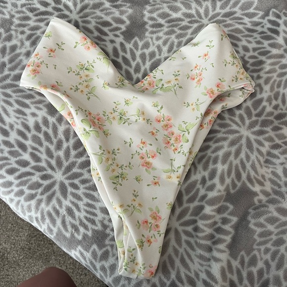 Skatie | Melly Bottom in Naples | Small - Picture 4 of 5